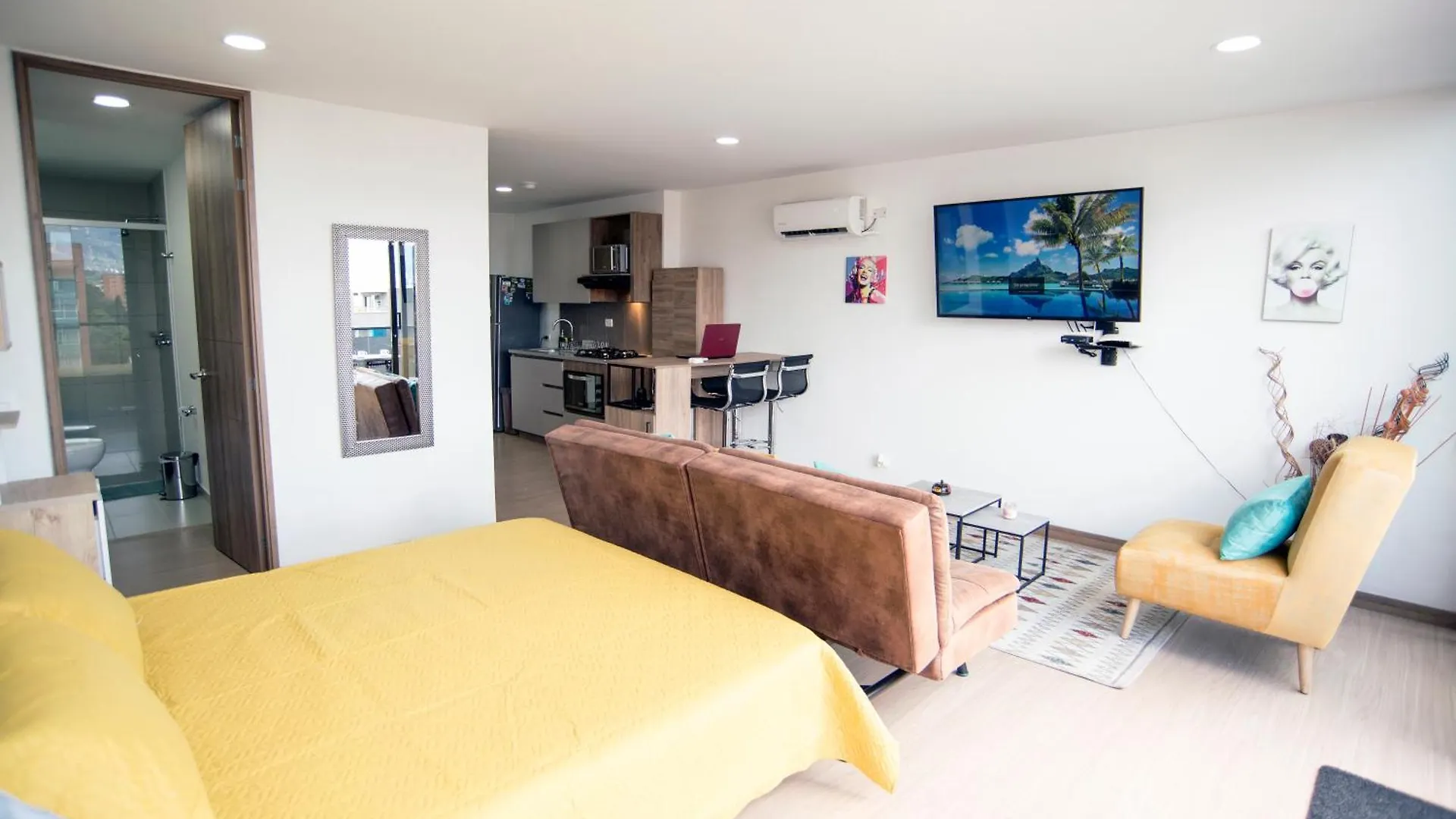 Laureles Living En El Barrio Mas Cool Del Mundo Apartment Medellin